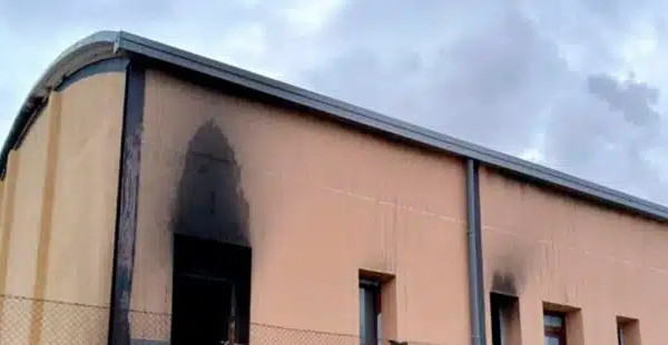 Condena de la violencia, y hospitalidad
